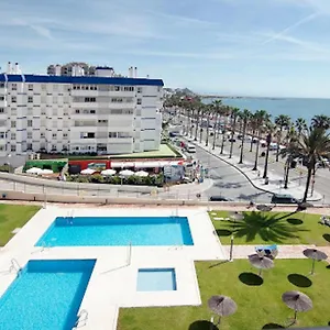 https://h2m-aloha-playa-1st-line-beach-terrace-and-pool.es-andalucia.com